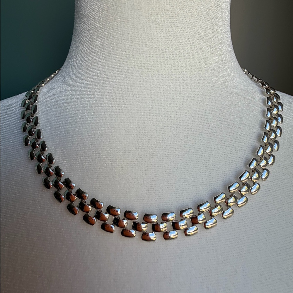 Anne Klein silver tone panther link necklace